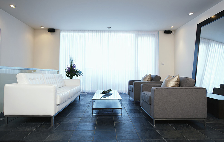 新型墙面装饰材料方便打理吗？如何打理？