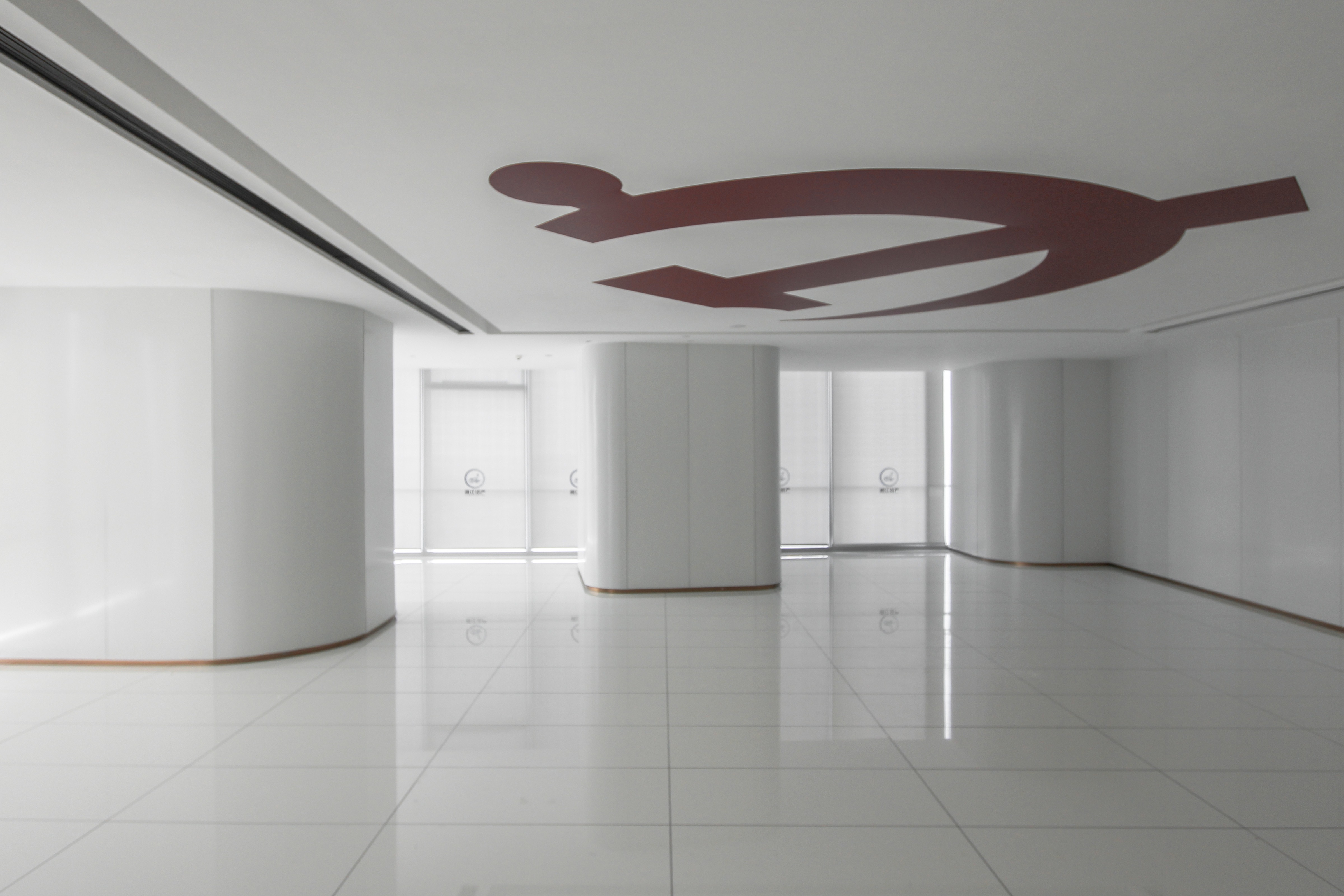 办公空间丨流动空间设计，纯净的极致之美